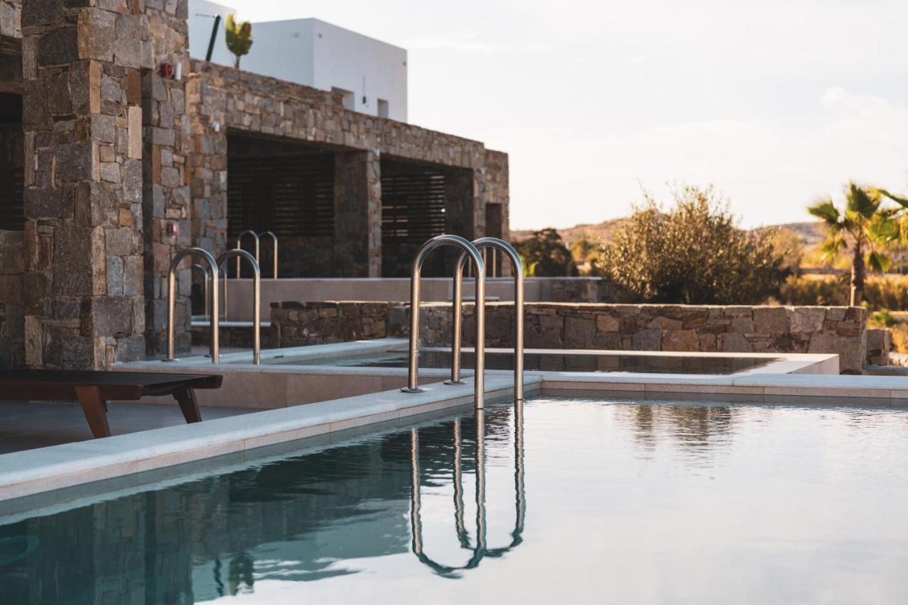 Kouros Blanc Resort & Suites Pounda Eksteriør billede