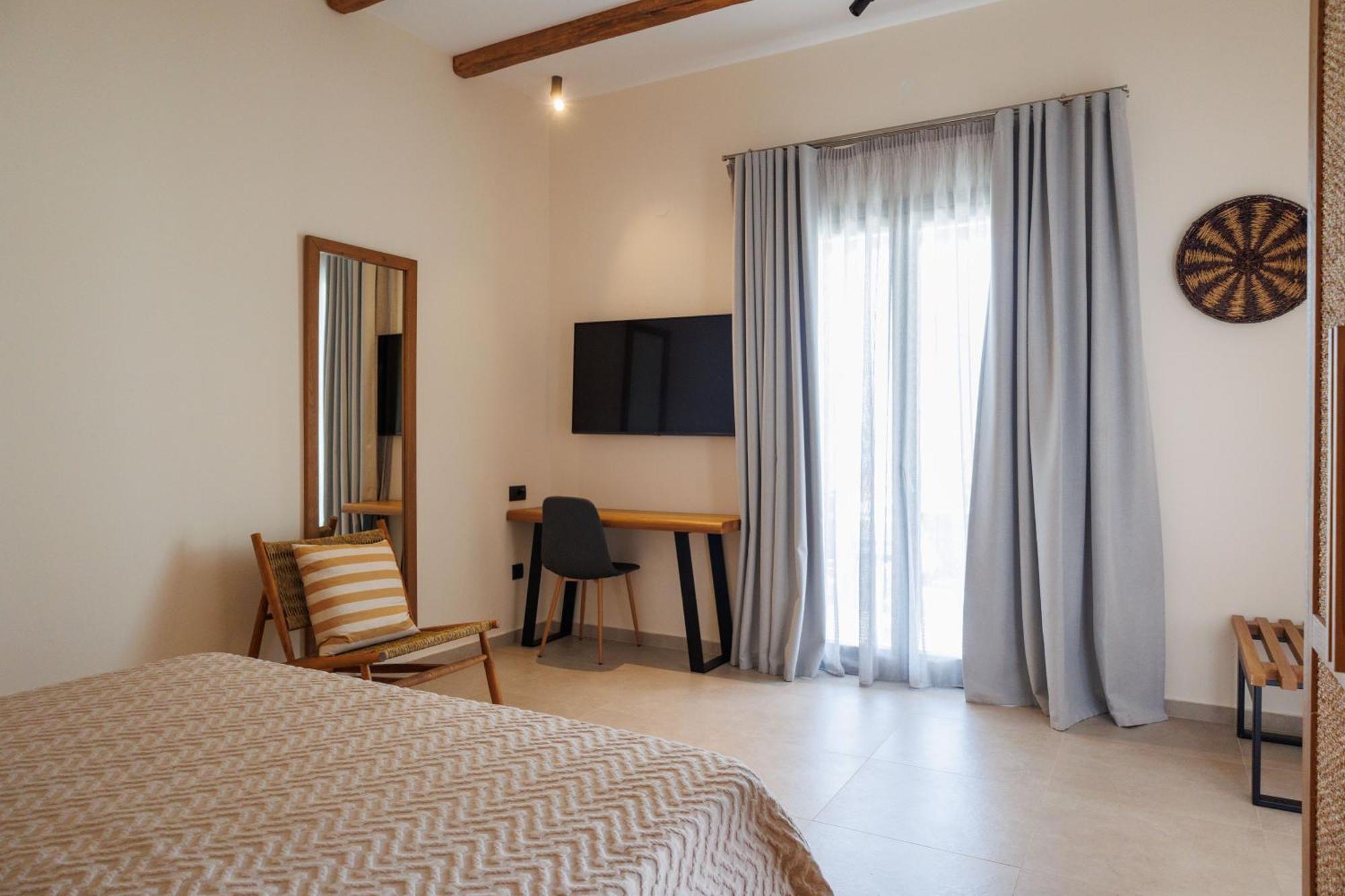 Kouros Blanc Resort & Suites Pounda Værelse billede